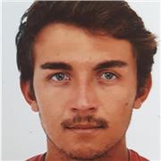 Professeur pouvant donner des cours et aider aux devoir en mathématique de la primaire à la 1re